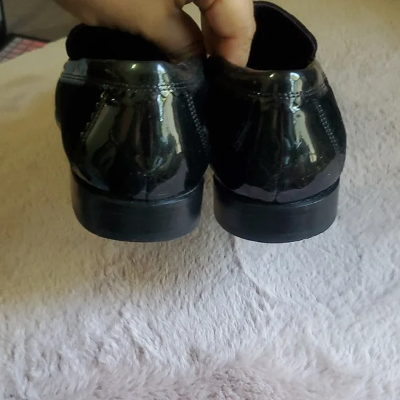 Donald J. Pliner Size 7 Black Velvet Loafers Dress Shoes Classic Slip-On - Picture 6 of 12